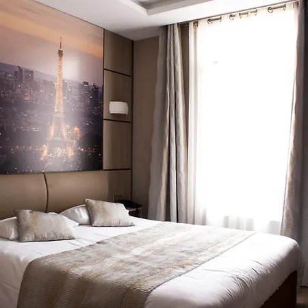 Hotel Esteem Tour Eiffel