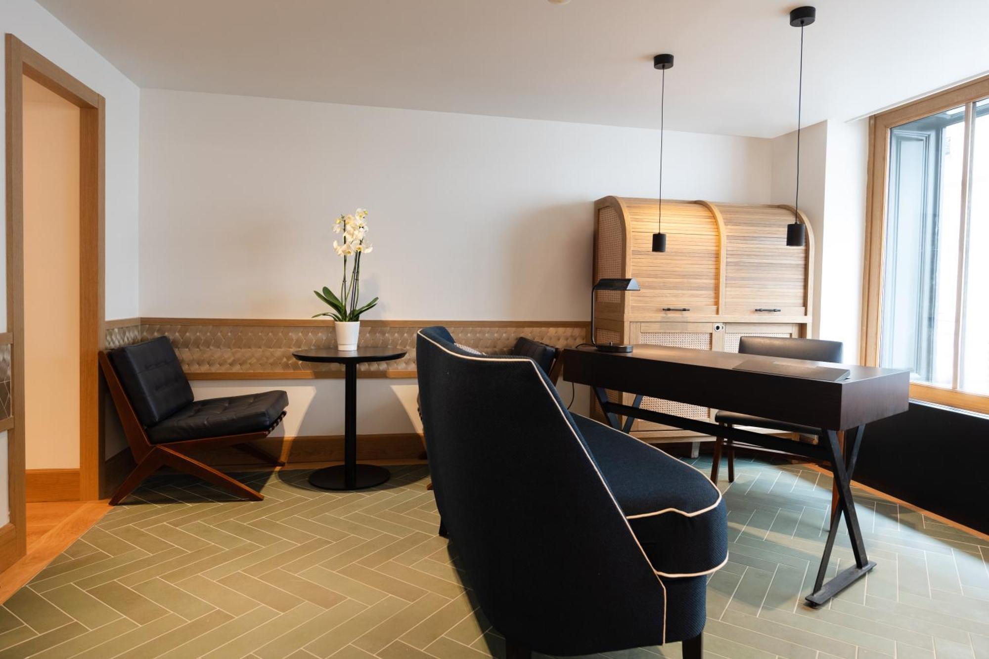 Hotel Esteem Tour Eiffel Parigi