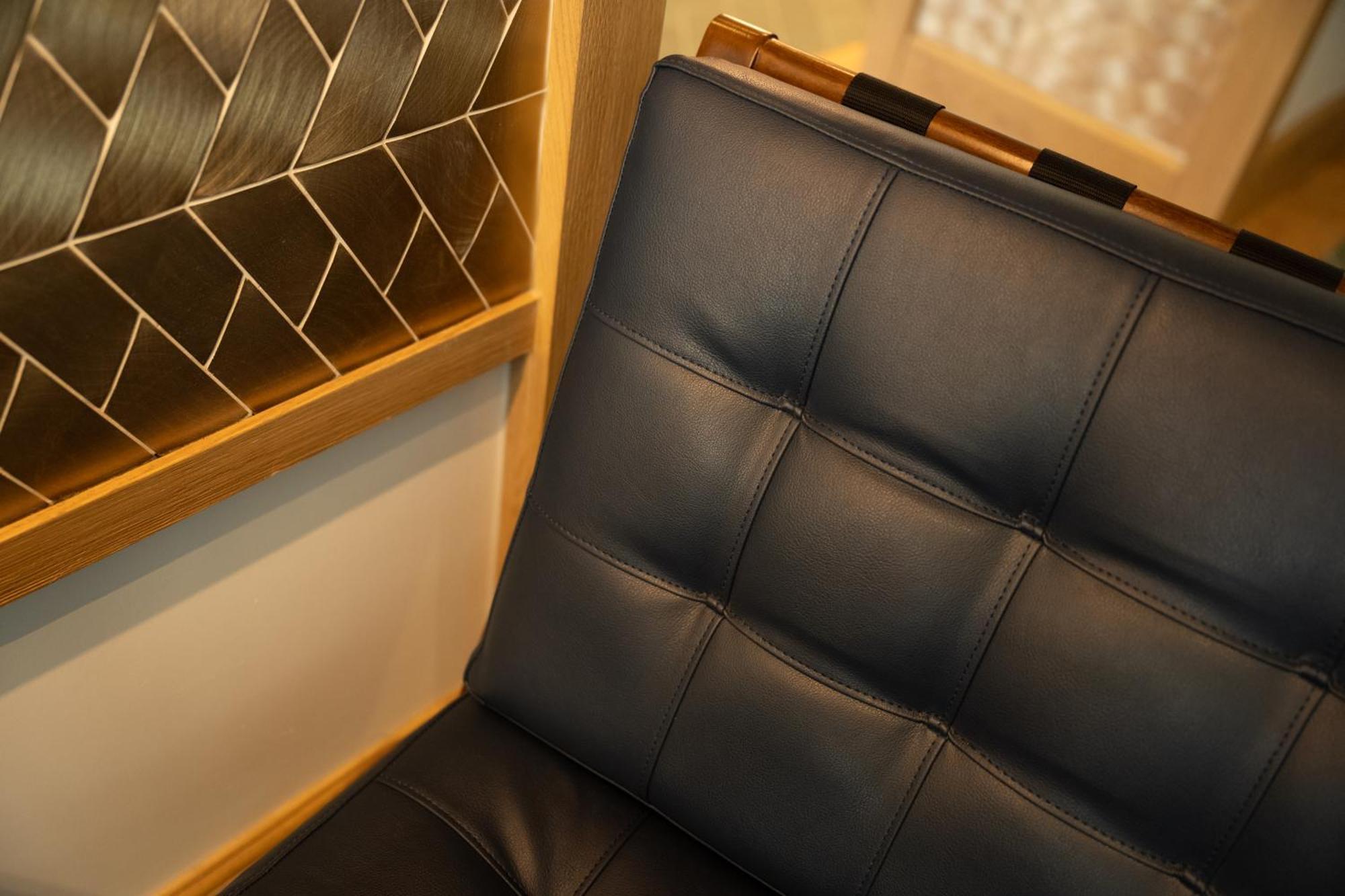 Hotel Esteem Tour Eiffel 4*